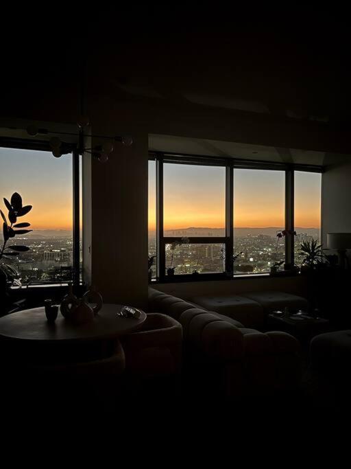 Luxury Highrise Condo Downtown La Los Angeles Exterior foto